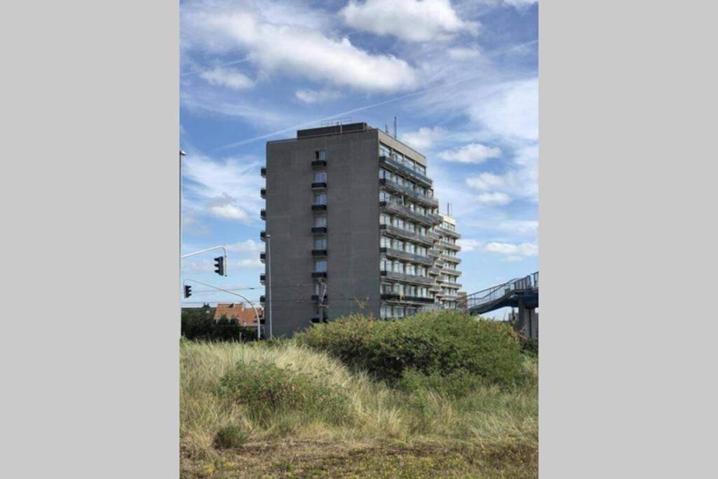 Studio Astrid At 100 Meter From Sea With Parking Place Bredene Exterior photo